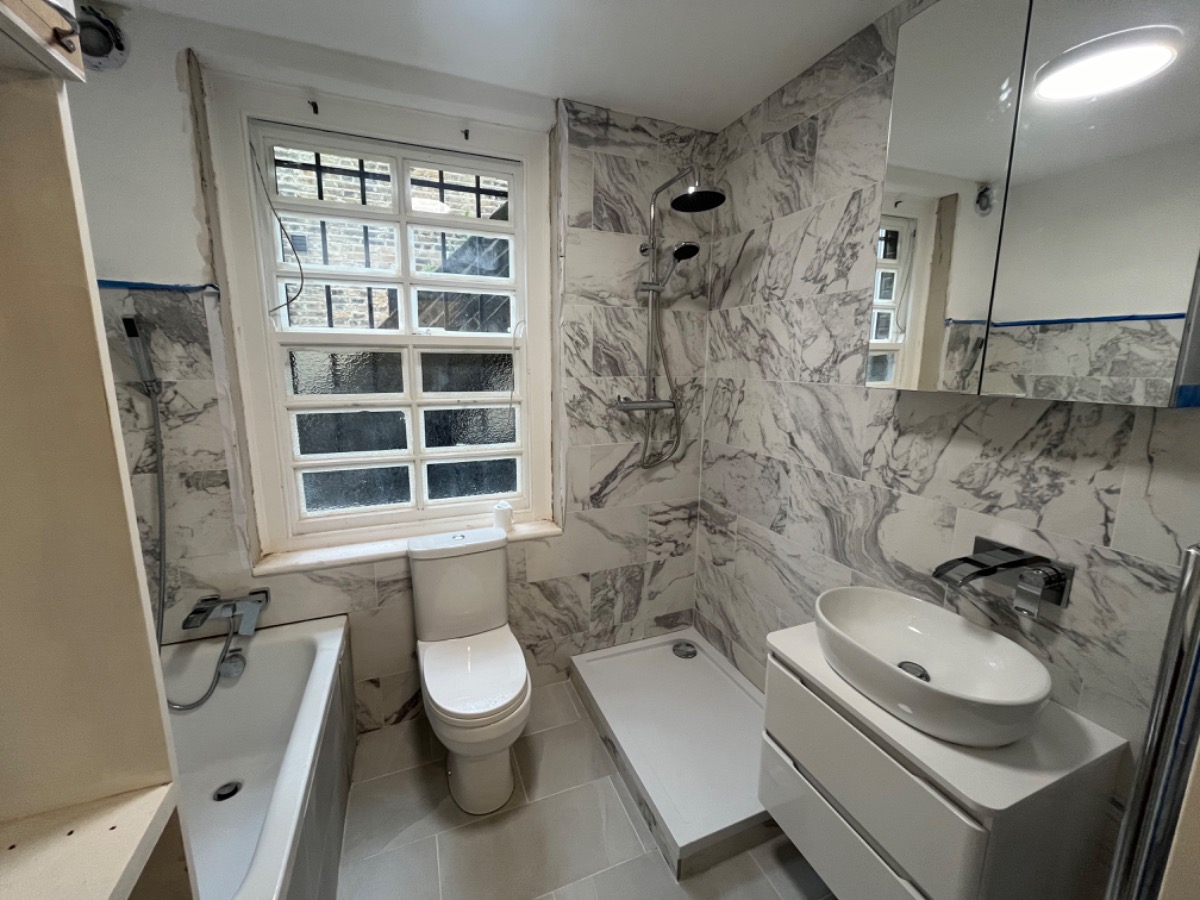 Bathroom Fitter: Image 12